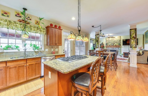 Fort Mill Casa | 3 Mi to Carowinds: Retreat w/ On-Site Fishing