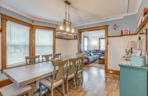 Sandusky Casa | 3 Mi to Cedar Point Sunny Sandusky Home with Yard