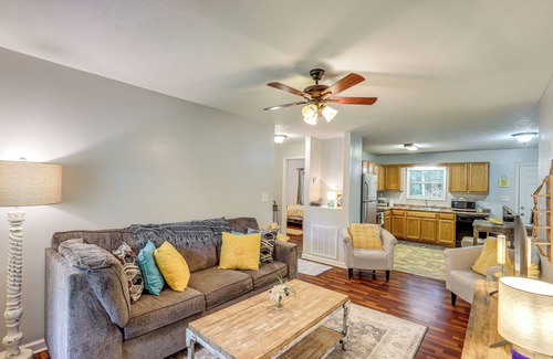 Morristown Casa | 3 Mi to Cherokee Reservoir: ‘Blue Haven Bungalow’