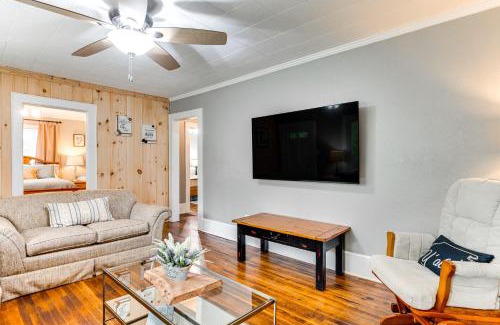 Forest City Casa | 3 Mi to Downtown Home with Fire Pit in Forest City