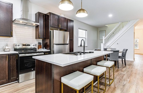 Near Northside Casa | 3 Mi to Downtown: Pet-Friendly Indianapolis Home