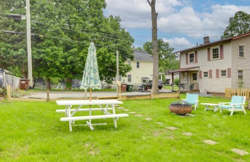 Dayton Casa | 3 Mi to Dtwn Dog-Friendly Retreat in Dayton