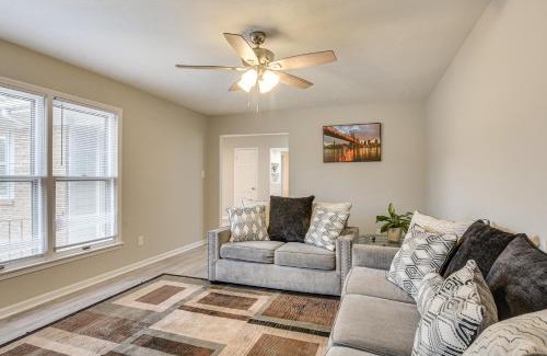 Terry Sanford Casa | 3 Mi to Dtwn Fayetteville Home with Pool Table