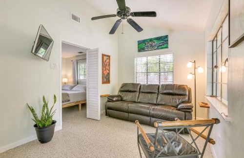 Edgewood Apartamento | 3 Mi to Dtwn Fort Myers Apt with Outdoor Space