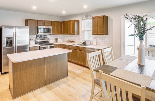 Franklin Casa | 3 Mi to Dtwn Franklin: Family-Friendly Townhouse