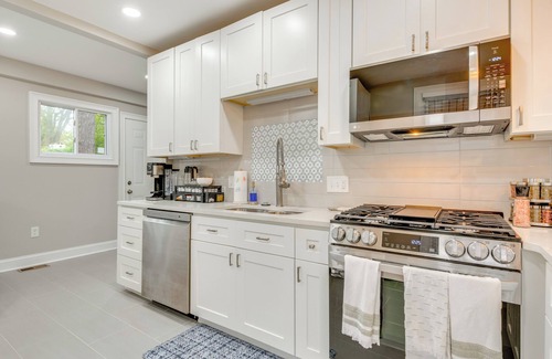 West End Casa | 3 Mi to Dtwn: Home w/ Fenced Yard in Atlanta!