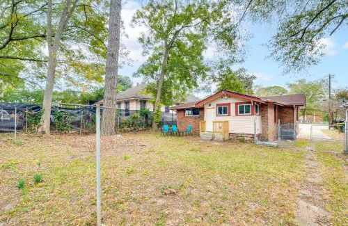 West End Casa | 3 Mi to Dtwn Home with Fenced Yard in Atlanta!