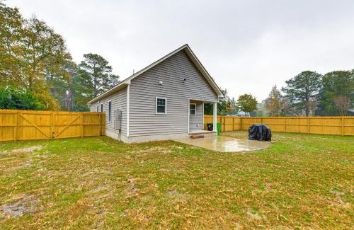 New Bern Casa | 3 Mi to Dtwn Home with Patio and Grill in New Bern