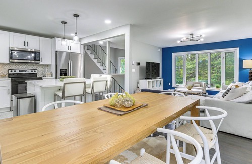 New Paltz Casa | 3 Mi to Main St: Modern New Paltz Home