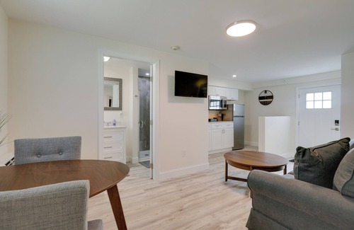 Wareham Apartamento | 3 Mi to Main Street: Newly Renovated Wareham Apt!
