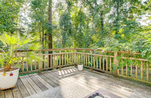Lexington Casa | 3 Mi to Marina Quiet Getaway with Deck in Lexington