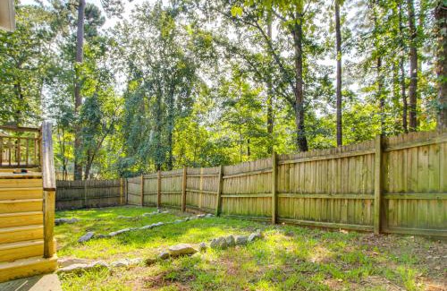 Lexington Casa | 3 Mi to Marina Quiet Getaway with Deck in Lexington