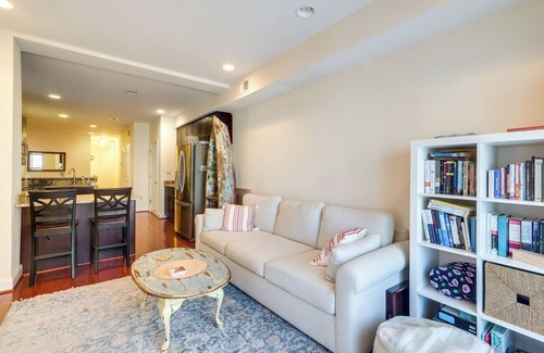 Columbia Heights Casa | 3 Mi to National Mall: WFH-Friendly DC Townhome!