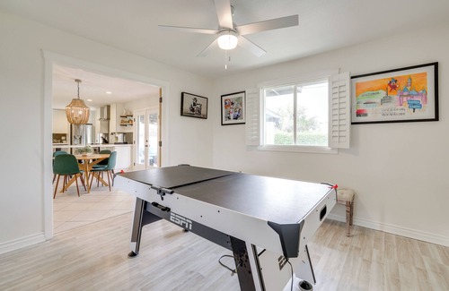 Cox Heights Casa | 3 Mi to Old Town: Modern Oasis in Scottsdale!