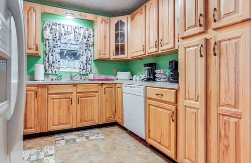 Points Cabina | 3 Mi to Potomac River: Remote Cabin in Springfield