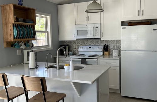 Myrtle Grove Casa | 3 miles from Carolina Beach, convenient to Wilmington Riverfront family friendly