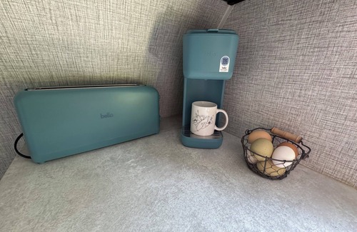 South Haven Casa | 3 miles from the Beach! 1/2 mile from Kayaking. Shower, AC, Hiking, hobby farm