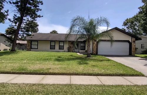Port Orange Casa | 3 miles to Daytona Beach Family size home