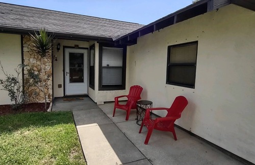 Port Orange Casa | 3 miles to Daytona Beach Family size home