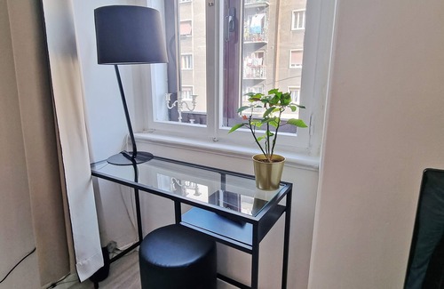 Roiano-Gretta-Barcola-Cologna-Scorcola Apartamento | 3 min. to the bars and restaurants and nearby greeny Viale XX Settembre.