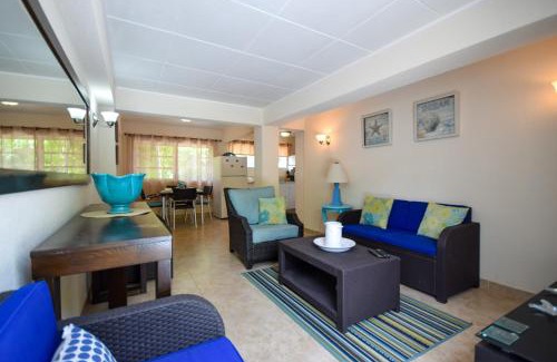 Rockley Apartamento | 3 min walk to beach - Blue Waters Apt 2 apts by Bluescape