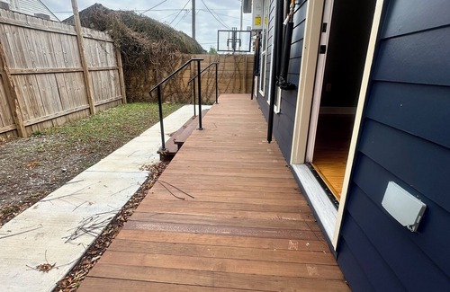 Fairgrounds Casa | 3 mins from French Quarters, Superdome, and Downtown.w booking for 3 day minimum