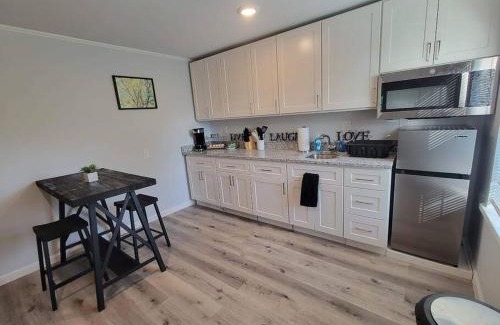Brazos Casa | 3 mins to All Things Waco: Casita