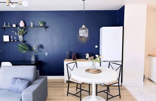 Vanves Apartamento | 3 minutes from metro, sleeps 2, and parking at Porte de Versailles 3 stars