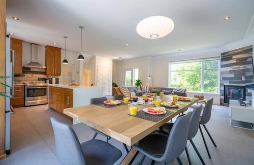 Orford Cabaña | 3 minutes from Mont Orford - Large House & Hot Tub