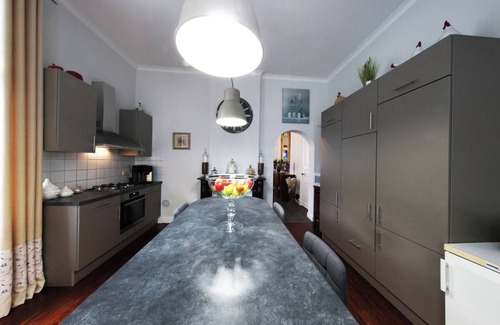 Spa Apartamento | 3 minutes from the city center, apartment in a “Belle Epoque” style villa.