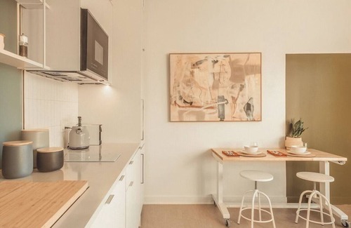 Old Fourth Ward Hotel | 3 Modern Units Close to Atlanta Attractions | Family + Pet Friendly | Group Read