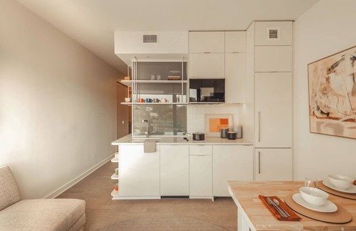 Old Fourth Ward Hotel | 3 Modern Units Close to Atlanta Attractions | Family + Pet Friendly | Group Read