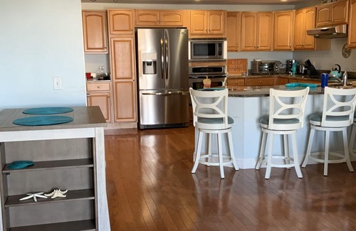 Old Orchard Beach Condominio | JACUZZI TUB / 6 NOCHES DE AGOSTO ESPECIAL / GRAND VICTORIANO / EN LA PLAYA.