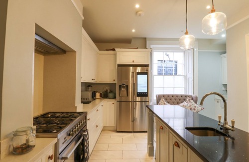 Harleston Cabaña | 3 Old Market Place