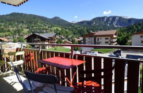 Saint-Jean-de-Sixt Apartamento | 3 pièces avec garage pour 6 personnes à Saint-Jean-de-Sixt - FR-1-458-134