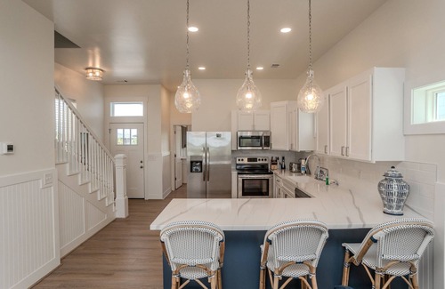 Bonito Boathouses Casa | 3 Quarterdeck - Brand New Home - Resort Access Included!