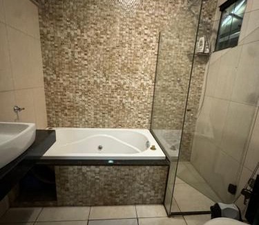 Colegio Batista Apartamento | 3 quartos e área privativa próximo ao centro hidromassagem