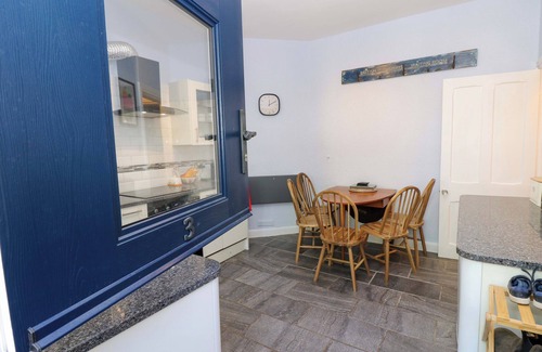 Long Marton Cabaña | 3 RAILWAY COTTAGES, pet friendly in Appleby-In-Westmorland