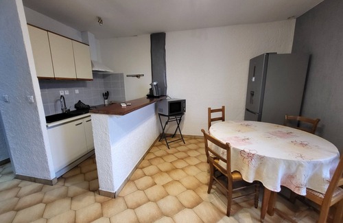 Salavas Apartamento | 3-room apartment for rent by the week for 4 people, pets allowed