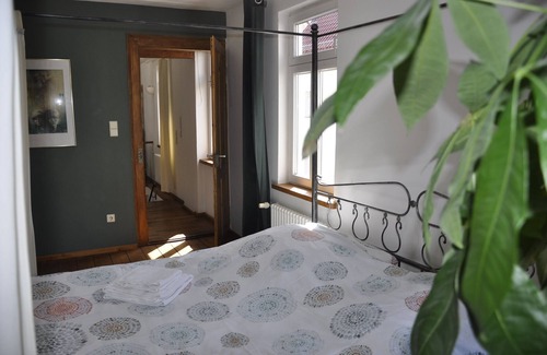 Karben Apartamento | Apartamento de 3 habitaciones en el histórico Hofreite en Karben, cerca de Frankfurt am Main