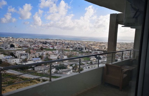 Bizerte Apartamento | Vivienda de 3 ambientes en residencia con vista al mar en Bizerte