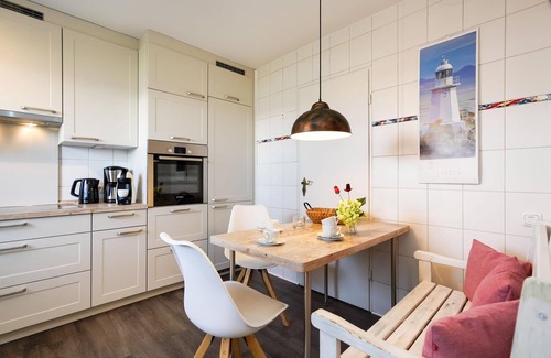 Sylt-Ost Apartamento | 3-room app. for 4 pers. with terrace, parking space, WLAN, pets allowed.