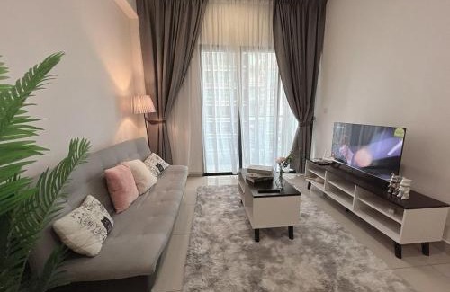 Kuala Lumpur Apartamento | 3 Room Cozy Comfy 1-11 pax Old Klang Road 7 min to Midvalley