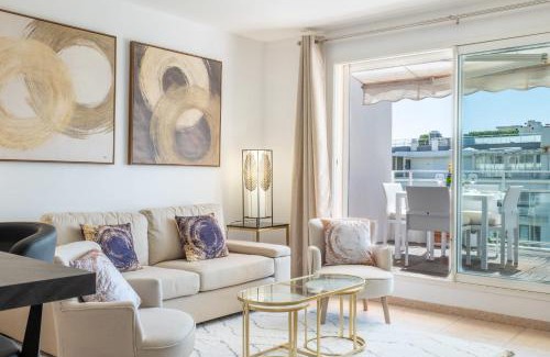 Pointe Croisette Apartamento | 3-Room Luxury Apartment with Pool and Sea View Steps from the Beach