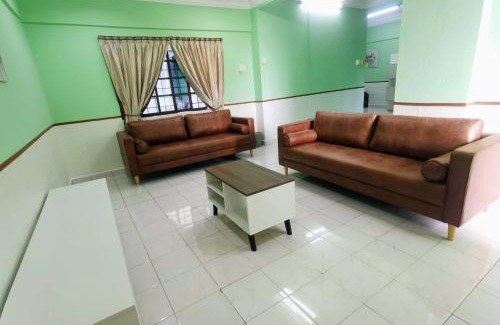 Bukit Jalil Apartamento | 3 Rooms 2 parking 10pax PSR Comfy Sofa&Bed near MRT Eateries McD
