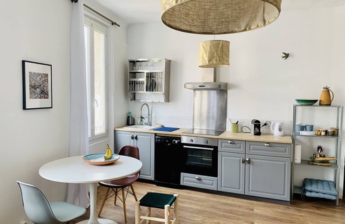 Palais de justice Apartamento | 3 rooms in Saint Victor, Vieux Port.