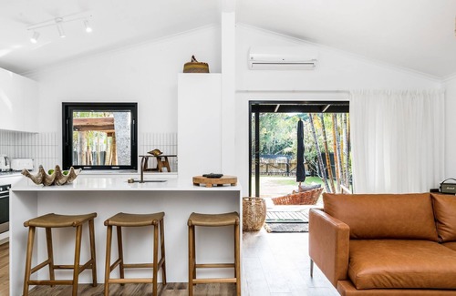 Belongil Casa | 3 Salty Sisters - Are you looking for the perfect Byron Bay beach getaway?