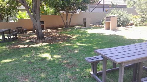 Waparand Apartamento | 3 sleeper ground floor unit at Diep in die Berg(Wapadrand)