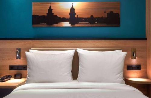 Mitte Hotel | 3 Spacious Rooms For Families | Unwind After Exploring Berlin's Top Attractions