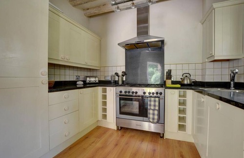 Royal Tunbridge Wells Casa | 3 Stable Mews - Dos Habitaciones Casa, Capacidad 4